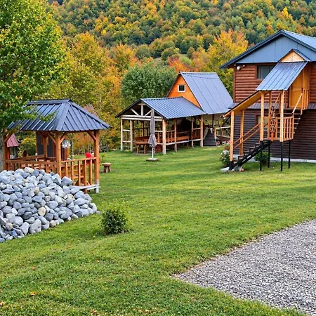 Chalet Bujtina Diti Tropoje